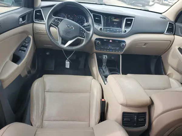 KM8J33A27HU342624 2017 HYUNDAI TUCSON - Image 8