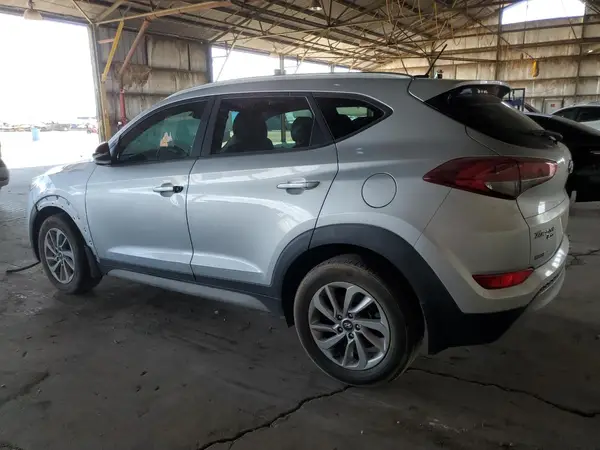KM8J33A27HU359522 2017 HYUNDAI TUCSON - Image 2