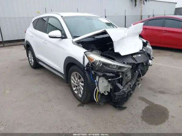 KM8J33A27HU359617 2017 HYUNDAI TUCSON - Image 1