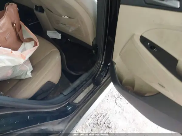 KM8J33A27HU362369 2017 HYUNDAI TUCSON - Image 8