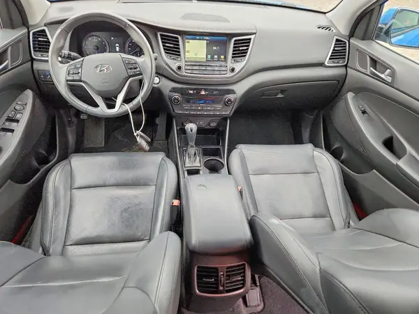 KM8J33A27HU374215 2017 HYUNDAI TUCSON - Image 8