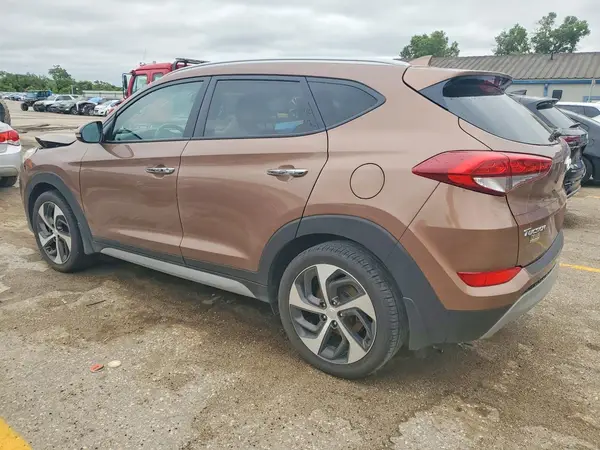 KM8J33A27HU385084 2017 HYUNDAI TUCSON - Image 2