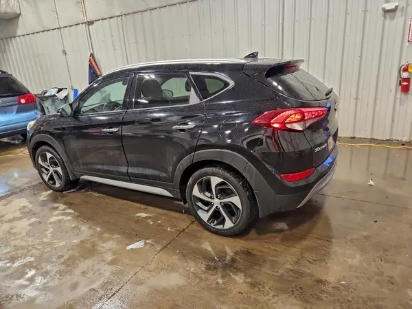 KM8J33A27HU391676 2017 HYUNDAI TUCSON - Image 2