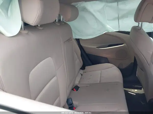 KM8J33A27HU420688 2017 HYUNDAI TUCSON - Image 8