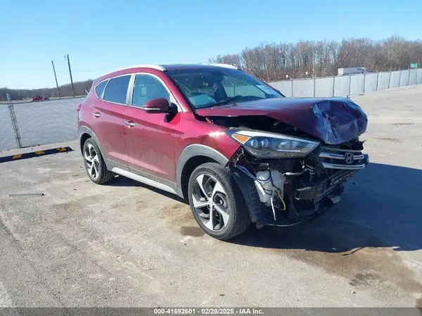 KM8J33A27HU426538 2017 HYUNDAI TUCSON - Image 1