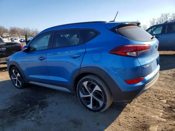 KM8J33A27HU560692 2017 HYUNDAI TUCSON - Image 2