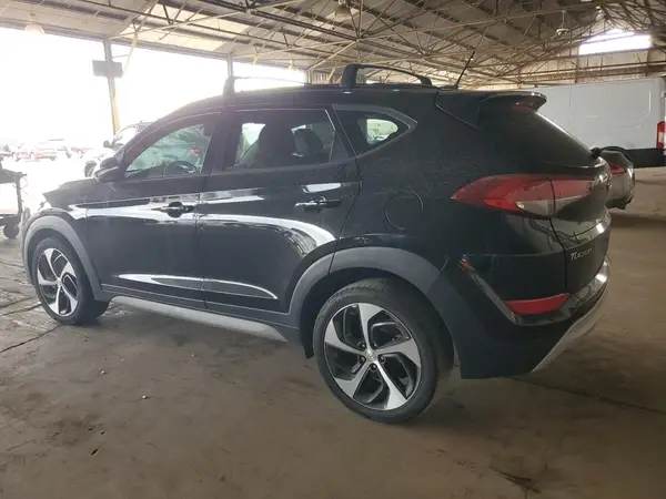KM8J33A27HU567349 2017 HYUNDAI TUCSON - Image 2