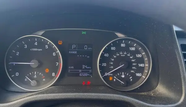 KM8J33A27HU569070 2017 HYUNDAI TUCSON - Image 8