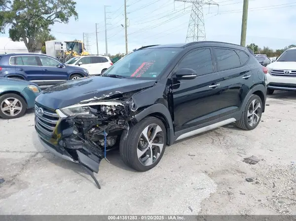 KM8J33A27JU619066 2018 HYUNDAI TUCSON - Image 2