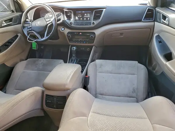 KM8J33A27JU665903 2018 HYUNDAI TUCSON - Image 8