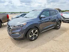 KM8J33A27JU667439 2018 HYUNDAI TUCSON