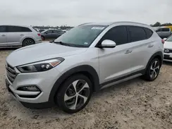 KM8J33A27JU671071 2018 HYUNDAI TUCSON