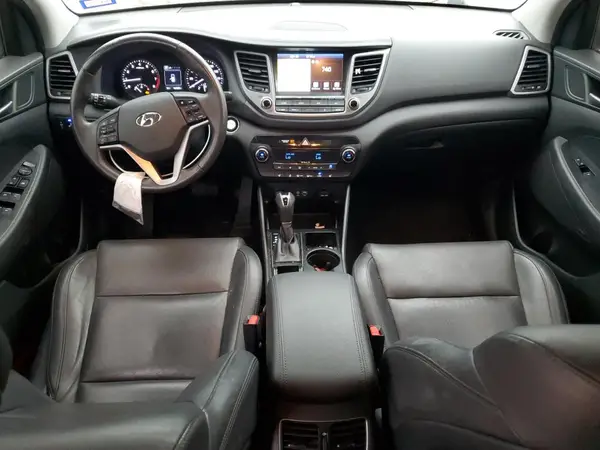 KM8J33A27JU671071 2018 HYUNDAI TUCSON - Image 8