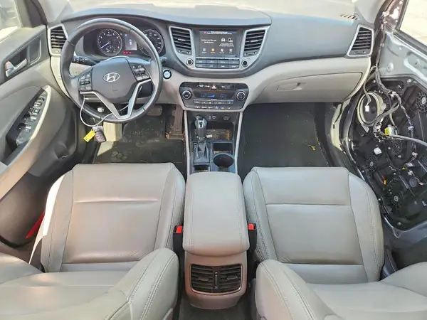 KM8J33A27JU674732 2018 HYUNDAI TUCSON - Image 8