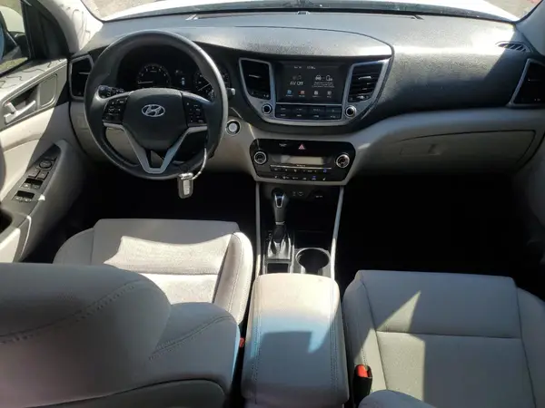 KM8J33A27JU676691 2018 HYUNDAI TUCSON - Image 8