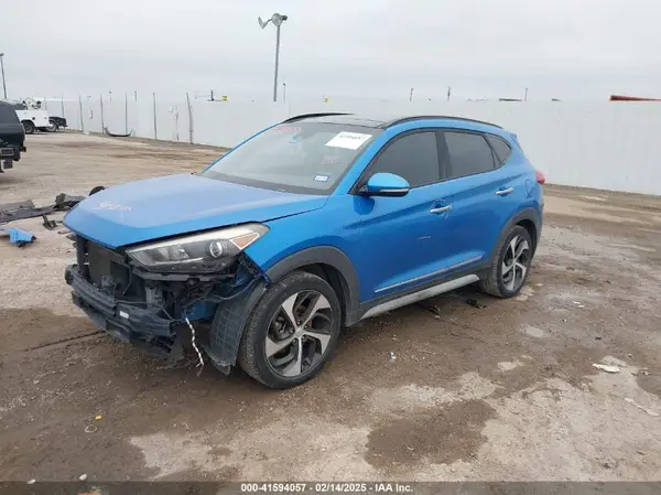 KM8J33A27JU703937 2018 HYUNDAI TUCSON - Image 2