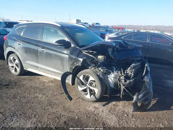 KM8J33A27JU720852 2018 HYUNDAI TUCSON - Image 1