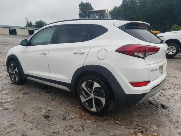 KM8J33A27JU721208 2018 HYUNDAI TUCSON - Image 2