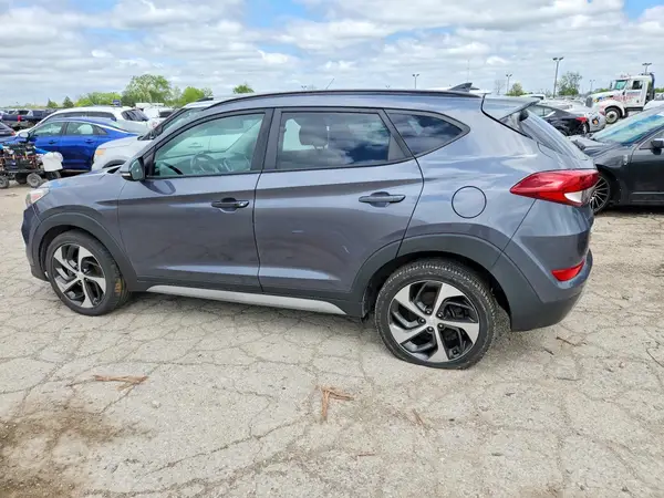KM8J33A27JU750238 2018 HYUNDAI TUCSON - Image 2
