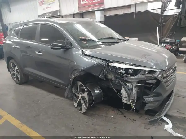 KM8J33A27JU751356 2018 HYUNDAI TUCSON - Image 1