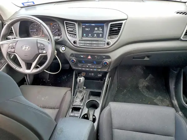 KM8J33A27JU759098 2018 HYUNDAI TUCSON - Image 8
