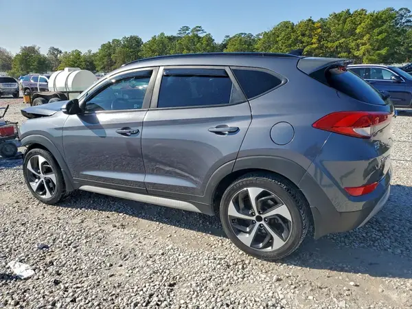 KM8J33A27JU795146 2018 HYUNDAI TUCSON - Image 2