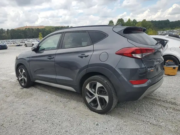 KM8J33A27JU804556 2018 HYUNDAI TUCSON - Image 2