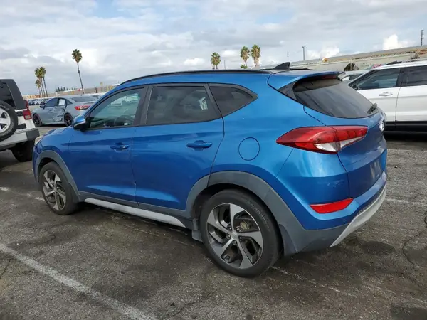 KM8J33A27JU823186 2018 HYUNDAI TUCSON - Image 2