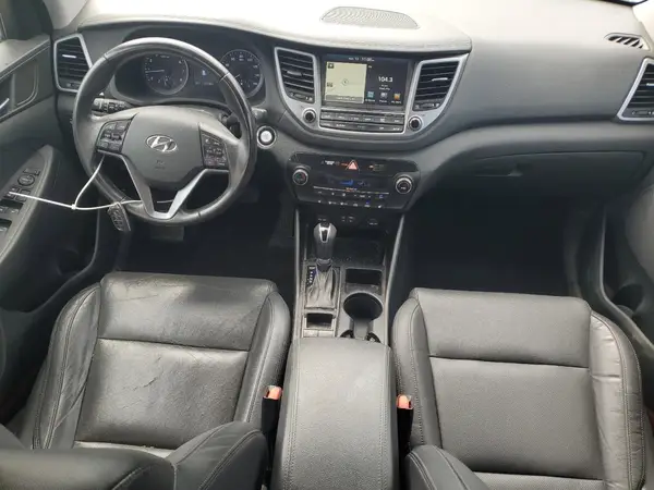 KM8J33A28GU023795 2016 HYUNDAI TUCSON - Image 8