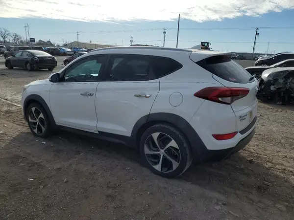 KM8J33A28GU027099 2016 HYUNDAI TUCSON - Image 2