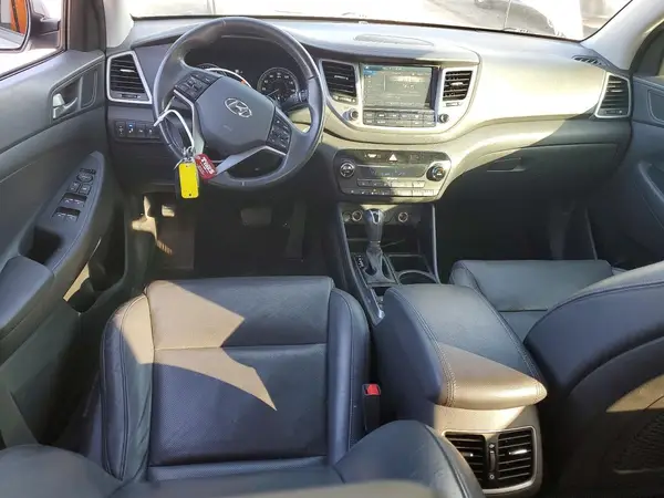 KM8J33A28GU030715 2016 HYUNDAI TUCSON - Image 8