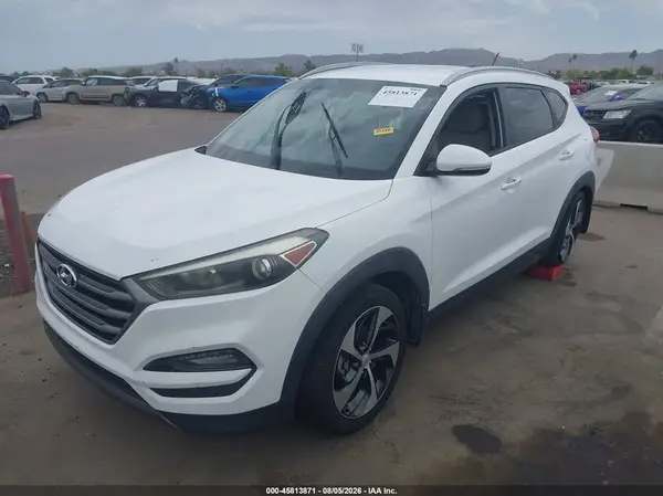 KM8J33A28GU036840 2016 HYUNDAI TUCSON - Image 2