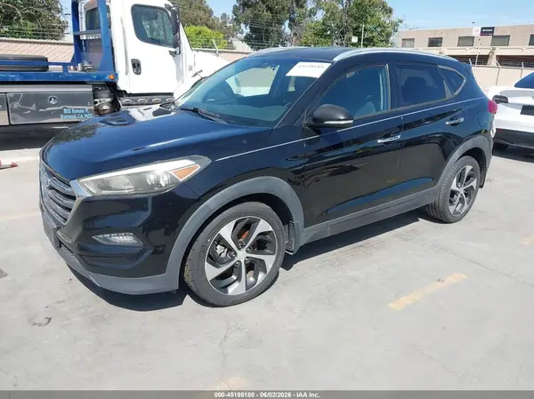 KM8J33A28GU040449 2016 HYUNDAI TUCSON - Image 2