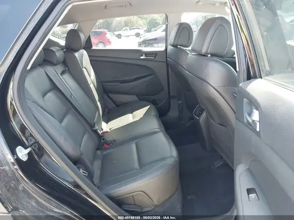 KM8J33A28GU040449 2016 HYUNDAI TUCSON - Image 8