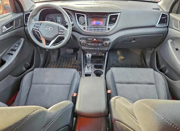 KM8J33A28GU043819 2016 HYUNDAI TUCSON - Image 8