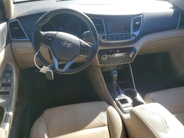 KM8J33A28GU043934 2016 HYUNDAI TUCSON - Image 8
