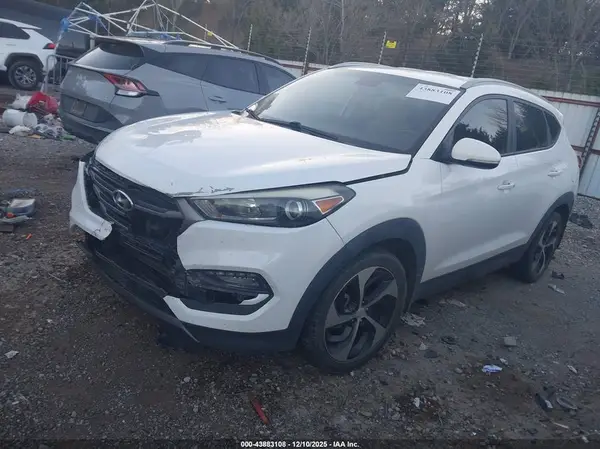 KM8J33A28GU046946 2016 HYUNDAI TUCSON - Image 2