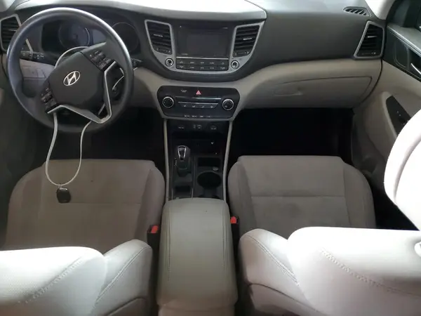 KM8J33A28GU047269 2016 HYUNDAI TUCSON - Image 8