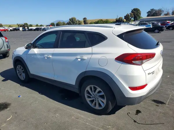 KM8J33A28GU051547 2016 HYUNDAI TUCSON - Image 2