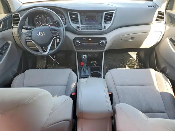 KM8J33A28GU051547 2016 HYUNDAI TUCSON - Image 8