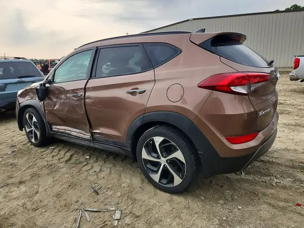 KM8J33A28GU064461 2016 HYUNDAI TUCSON - Image 2