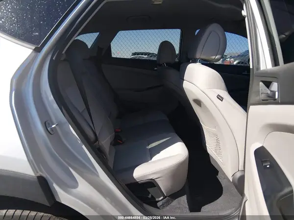 KM8J33A28GU085388 2016 HYUNDAI TUCSON - Image 8