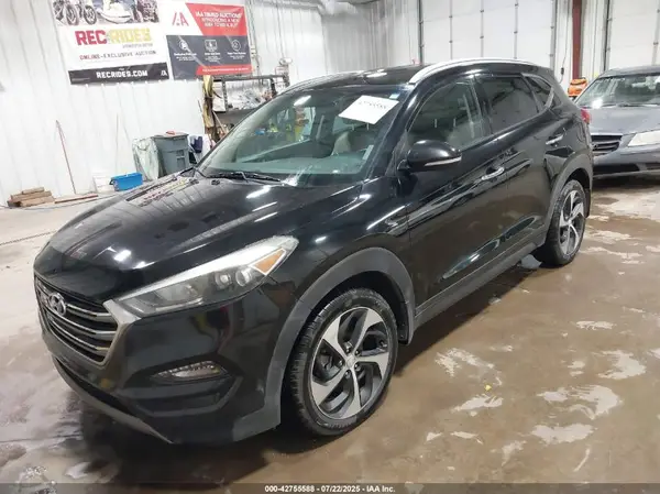 KM8J33A28GU130488 2016 HYUNDAI TUCSON - Image 2
