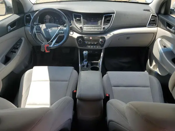 KM8J33A28GU136839 2016 HYUNDAI TUCSON - Image 8