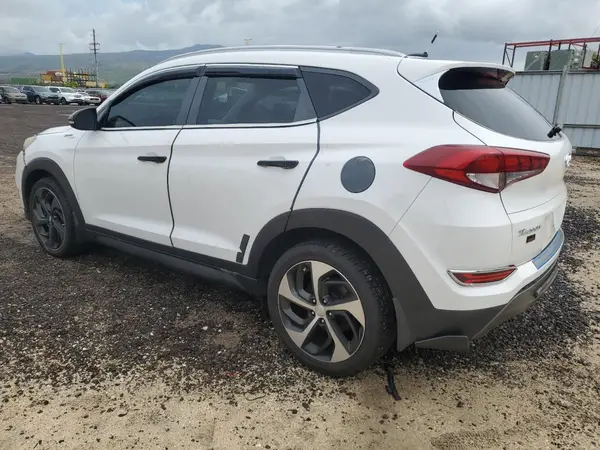 KM8J33A28GU146898 2016 HYUNDAI TUCSON - Image 2