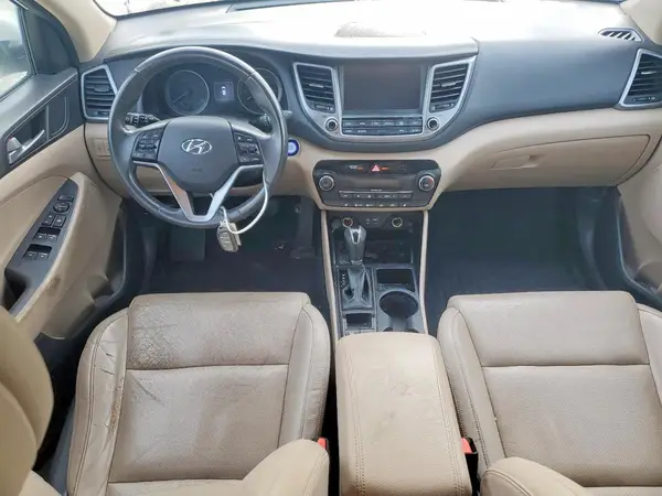 KM8J33A28GU161787 2016 HYUNDAI TUCSON - Image 8