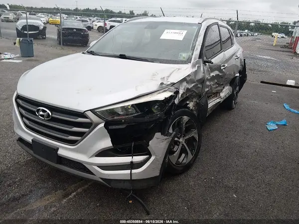 KM8J33A28GU164964 2016 HYUNDAI TUCSON - Image 2