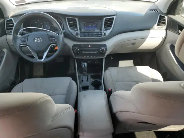 KM8J33A28GU168643 2016 HYUNDAI TUCSON - Image 8