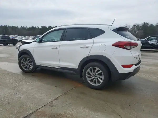 KM8J33A28GU190450 2016 HYUNDAI TUCSON - Image 2