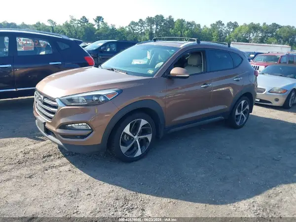 KM8J33A28GU196720 2016 HYUNDAI TUCSON - Image 2
